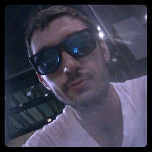 Meet your Posher, Gregory